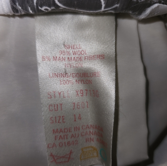 Ms. Jennifer Canada Size 14 Plaid Cream and Brown Women's Skirt - Picture 10 of 10